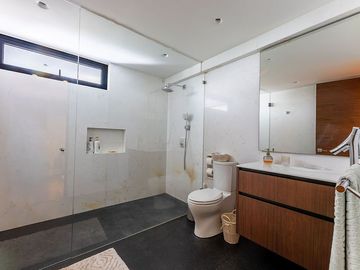 Exclusiva Casa En Venta, en Pedregal.