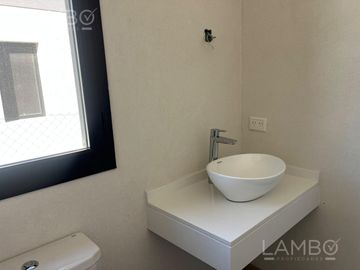 ALQUILER ANUAL Casa Pilar Santo Tomás