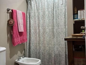 Tríplex de 6 ambientes en venta en Tigre centro con cochera, patio y sin expensas