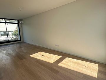 VENTA MONOAMBIENTE  AL FRENTE EN VENTA EN CHACARITA CON BALCON