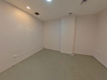 Alquiler Depósito Edificio Comercial Oficinas polo audiovisual pick Up montacargas 7 baños Chacarita