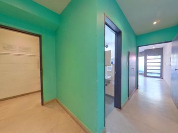 Alquiler Depósito Edificio Comercial Oficinas polo audiovisual pick Up montacargas 7 baños Chacarita