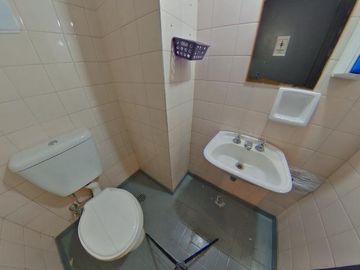 Alquiler Depósito Edificio Comercial Oficinas polo audiovisual pick Up montacargas 7 baños Chacarita