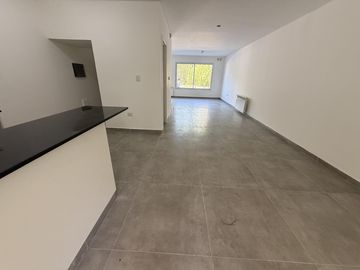 VENTA DUPLEX 3 DORM-COCH JARDIN - A ESTRENAR - DON TORCUATO