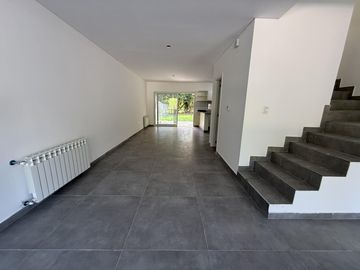 VENTA DUPLEX 3 DORM-COCH JARDIN - A ESTRENAR - DON TORCUATO