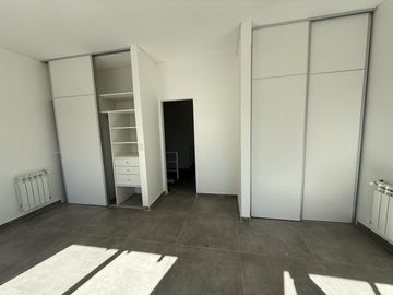VENTA DUPLEX 3 DORM-COCH JARDIN - A ESTRENAR - DON TORCUATO