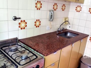 Departamento de dos ambientes en alquiler temporario en Barrio de Almagro.