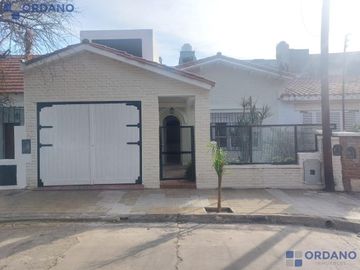 Casa - Alto Alberdi