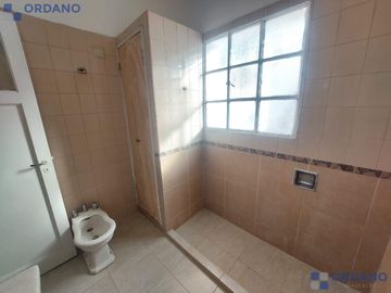 Casa - Alto Alberdi