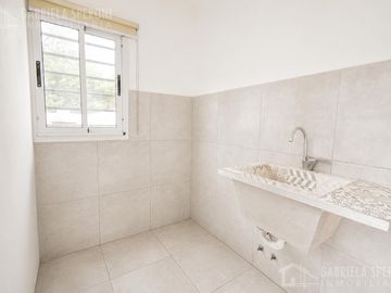 Duplex 4 ambientes VENTA Adrogue