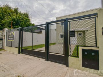 Duplex 4 ambientes VENTA Adrogue