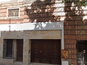 VENTA Casa 3 dormitorios Rosario Centro Piscina Cochera opcional