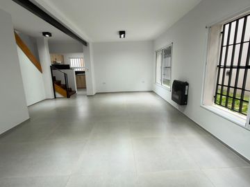 Casa en Granadero Baigorria