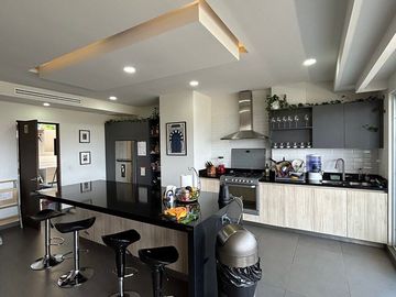 Amplio Departamento Contry La Silla