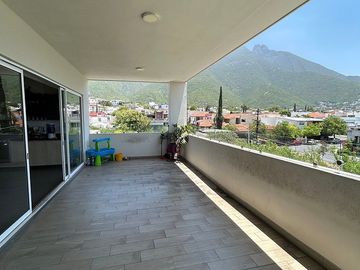 Amplio Departamento Contry La Silla