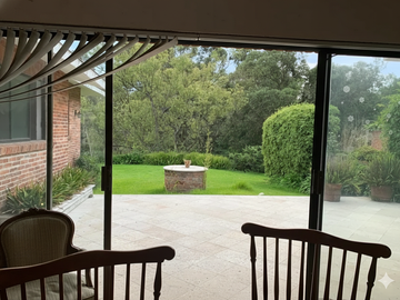 Casa de Lujo en Lomas Altas, CDMX | Vista a la Barranca | 830 m² Terreno
