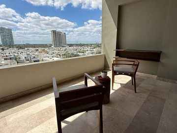 Departamento en Renta en Altabrisa amueblado con amenidades Merida Zona Norte