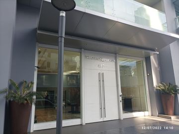 Monoambiente en venta  sin muebles, Apto Profesional en Harbour Residences.