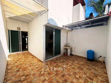 Bonita casa en venta en Jardines de San Manuel