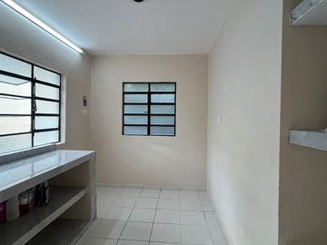 CASA EN VENTA DENTRO DE LA CIUDAD DE MERIDA, ITZIMNÁ