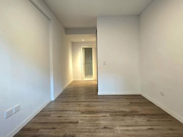 VENTA DEPARTAMENTO 3 AMBIENTES CON BALCON CORRIDO Y AMENITIES