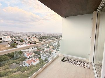 Departamento en Renta en Campanario Élite Querétaro + Vista Espectacular