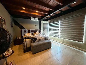 VENTA CASA REAL DEL BOSQUE CORREGIDORA