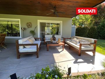Casa en venta  en Senderos II - Pilar - lote central - apta crédito