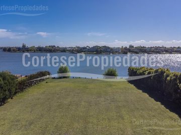 Terreno en venta en El Golf, Nordelta