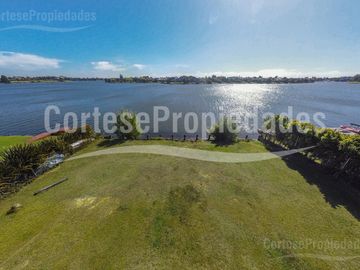 Terreno en venta en El Golf, Nordelta