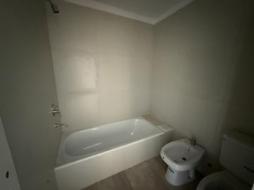 Departamento monoambiente y 2 Amb. a estrenar - Plaza Goyeneche