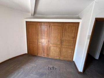 Venta de Casona Histórica  en Nueva Cordoba para uso comercial con escritura y planos