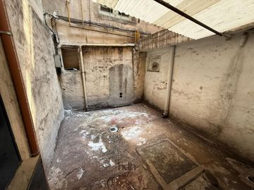 Venta de Casona Histórica  en Nueva Cordoba para uso comercial con escritura y planos