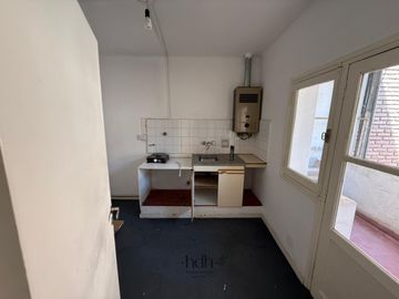 Venta de Casona Histórica  en Nueva Cordoba para uso comercial con escritura y planos