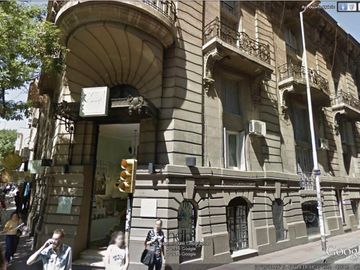 Venta de Casona Histórica  en Nueva Cordoba para uso comercial con escritura y planos