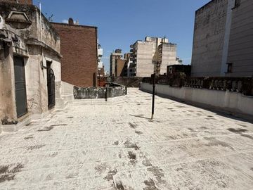 Venta de Casona Histórica  en Nueva Cordoba para uso comercial con escritura y planos