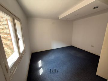 Venta de Casona Histórica  en Nueva Cordoba para uso comercial con escritura y planos