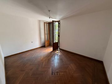 Venta de Casona Histórica  en Nueva Cordoba para uso comercial con escritura y planos