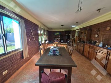 En Venta | Casa de 2 Dormitorios | Barrio Los Nogales | Plottier