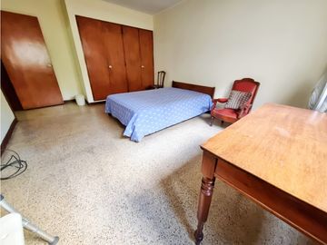 GANGA VENDO APARTAMENTO ESTADIO 3 ALCOBAS SERVICIO 2 PARQUEADEROS