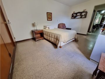 GANGA VENDO APARTAMENTO ESTADIO 3 ALCOBAS SERVICIO 2 PARQUEADEROS