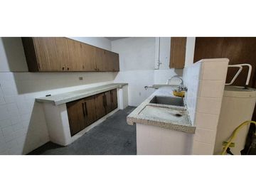 GANGA VENDO APARTAMENTO ESTADIO 3 ALCOBAS SERVICIO 2 PARQUEADEROS