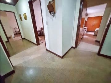 GANGA VENDO APARTAMENTO ESTADIO 3 ALCOBAS SERVICIO 2 PARQUEADEROS