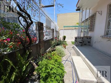 Casa en Venta 31 poniente perfecta para vivir o adaptar