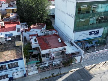 Casa en Venta 31 poniente perfecta para vivir o adaptar