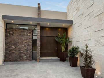 Casa en Venta en Sierra Alta 3er Sector, Monterrey NL
