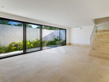 VENTA RENTA CASA RESIDENCIAL LOSANTOS CANCÚN HUAYACAN CHAC MOOL