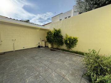 Casa en condominio en Juriquilla Santa Fe