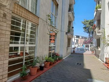 Buen departamento en planta baja en Coyoacán cerca de viveros