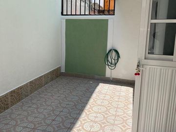 Casa en Veterinarios, Col. El Marqués, Querétaro, Qro.